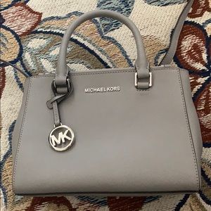 Michale kors woman’s bag